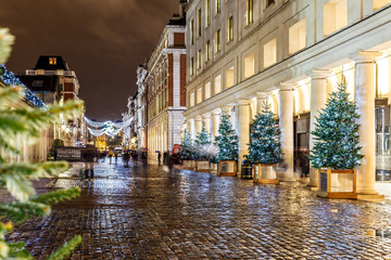 Fototapeta premium Christmas lights 2016 in Covent Garden, London