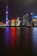 Fototapeta na wymiar Night view of the Shanghai skyline
