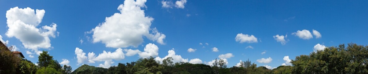 Obraz premium Blue sky with clouds