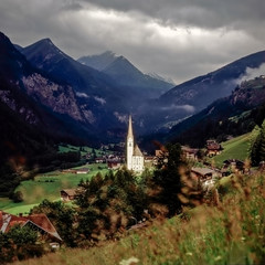 Fototapeta na wymiar Heiligenblut, Austria