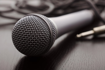 Microphone