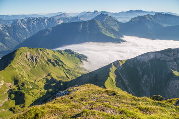 Eisenerzer Reichenstein in den steirischen Alpen im Spätsommer