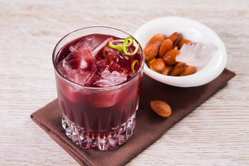 cherry alcoholic cocktail