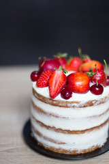 naked fruit cake homemade rustic wedding colorful red