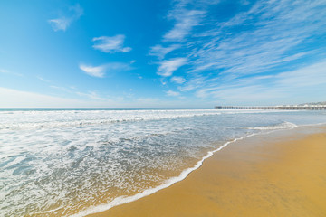 Fototapeta na wymiar golden shore in Pacific Beach