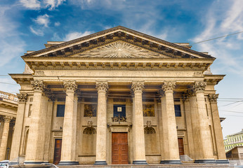 Naklejka premium Facade and colonnade of Kazan Cathedral in St. Petersburg, Russi