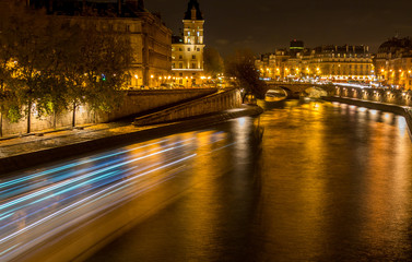 Fototapeta na wymiar Pont Neuf Paris