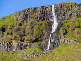 Bjarnarfoss Wasserfall bei Budir auf der Halbinsel Snaefellsnes