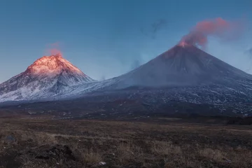 Crédence de cuisine en verre imprimé Volcan Éruption. Volcan Klyuchevsoy.