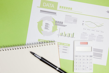 デスクワーク・グリーンバック