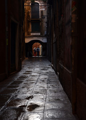 Fototapeta na wymiar Exploring the alleyways