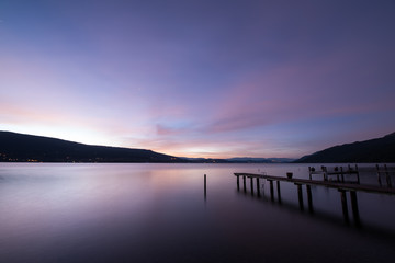 Fototapeta na wymiar Lakeshore at dawn