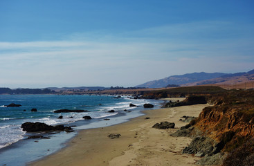 Fototapeta na wymiar The California central coast along the Pacific Coast Highway (Route 1) near San Luis Obispo