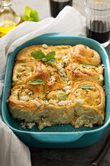 Cheese rolls with herbs
