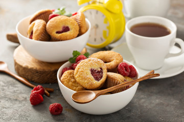 Mini raspberry muffins