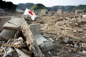After earthquake and tsunami ,destroyed town on the Pacific	 - obrazy, fototapety, plakaty