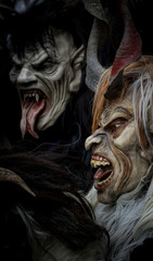 krampuslauf krampusmaske krampusmasken krampusse  angst 