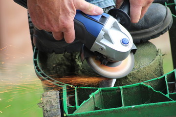 Grinding shart a dented lawnmower blade