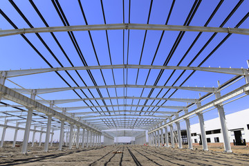 Fototapeta premium Steel structure workshop is under construction