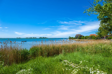Blick in die Bucht Orther Reede bei Lemkenhafen auf Fehmarn