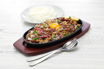 sizzling pork sisig, filipino cuisine