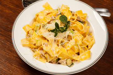 Cheese pasta with herb