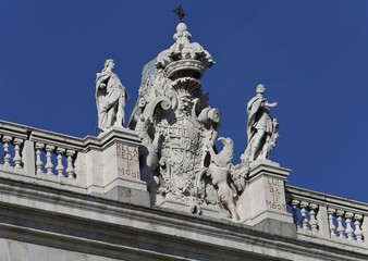 Fototapeta na wymiar Palacio Real o de Oriente de Madrid , residencia oficial del rey de España