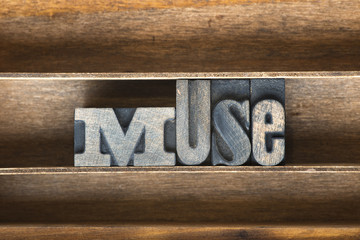 muse wooden tray
