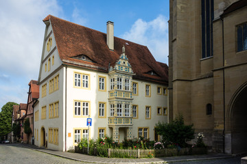 Fototapeta na wymiar Pfarramt in Rothenburg