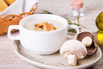 soup cream with chiken