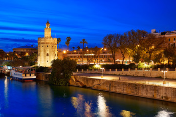 Plakat Seville sunset skyline torre del Oro in Sevilla