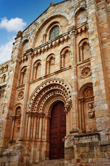 Fototapeta na wymiar Zamora San Salvador cathedral in Spain