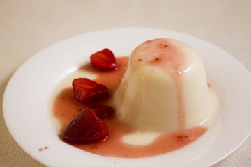 Panna cotta with strawberries