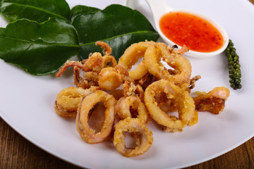 Fried squid rings
