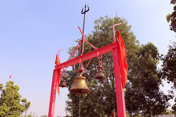 Fototapeta na wymiar Hindu temple bell 