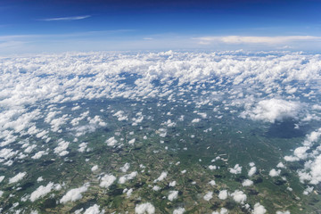 Small cloud above the land