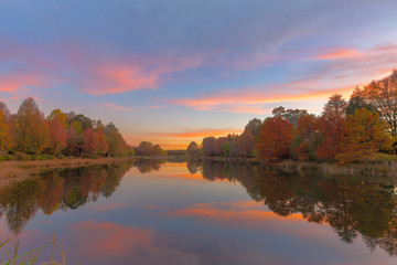 Fototapeta na wymiar Colours of autumn and sunset