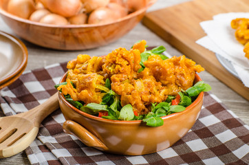 Crispy onion bhajis
