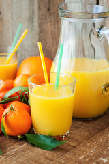 Juicy orange tangerines