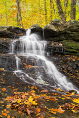 Fototapeta na wymiar October at Tailwater Falls - Indiana's Lieber State Recreation Area