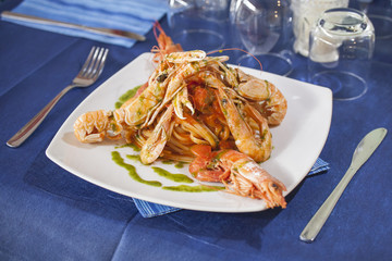 cultures, italian, food, gourmet, eating, meat, meal, tray, olive, dinner, crockery, color, drink, close-up,