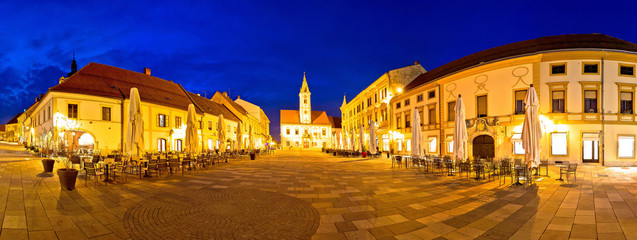 Fototapeta premium Town of Varazdin central square panorama