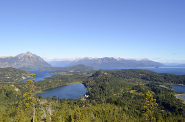 Argentina,Bariloche,suramerica,turismo,lagos,montañas,pinos,naturaleza,paisajes,nieve,invierno,canoas,hermoso