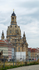 Fototapeta na wymiar Church Frauenkirche in Dresden Germany