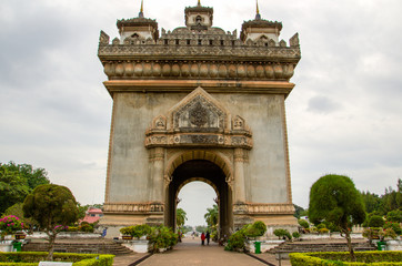 Fototapeta na wymiar Patuxay monument Vientiane Laos 