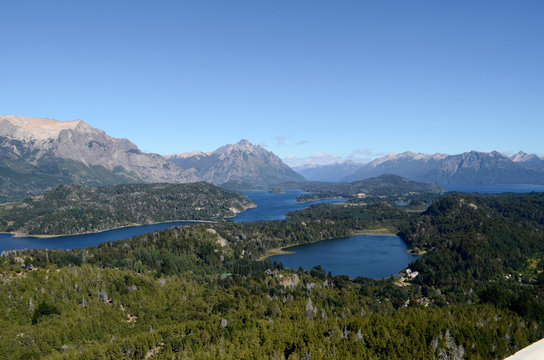 Argentina,Bariloche,suramerica,turismo,lagos,montañas,pinos,naturaleza,paisajes,nieve,invierno,canoas,hermoso