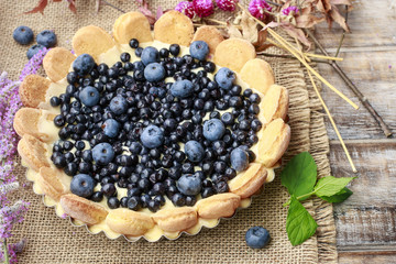 Tart with blueberry fruits