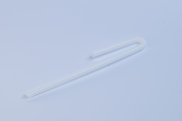 White drinking straw.