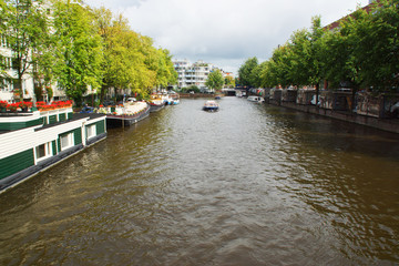 Fototapeta na wymiar Gracht in Amsterdam