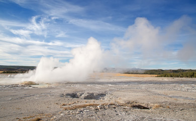 Fototapeta na wymiar Lower geyser basin